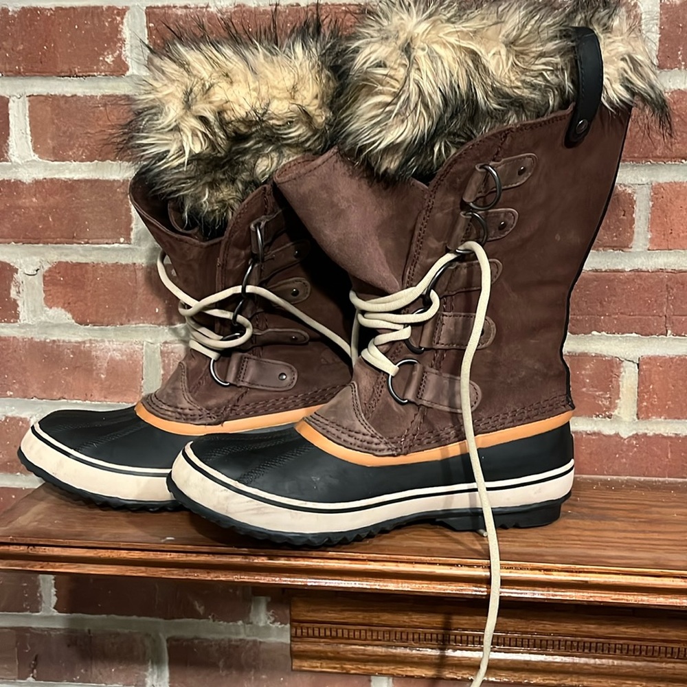 Sorel Joan of Artic boots 🥾